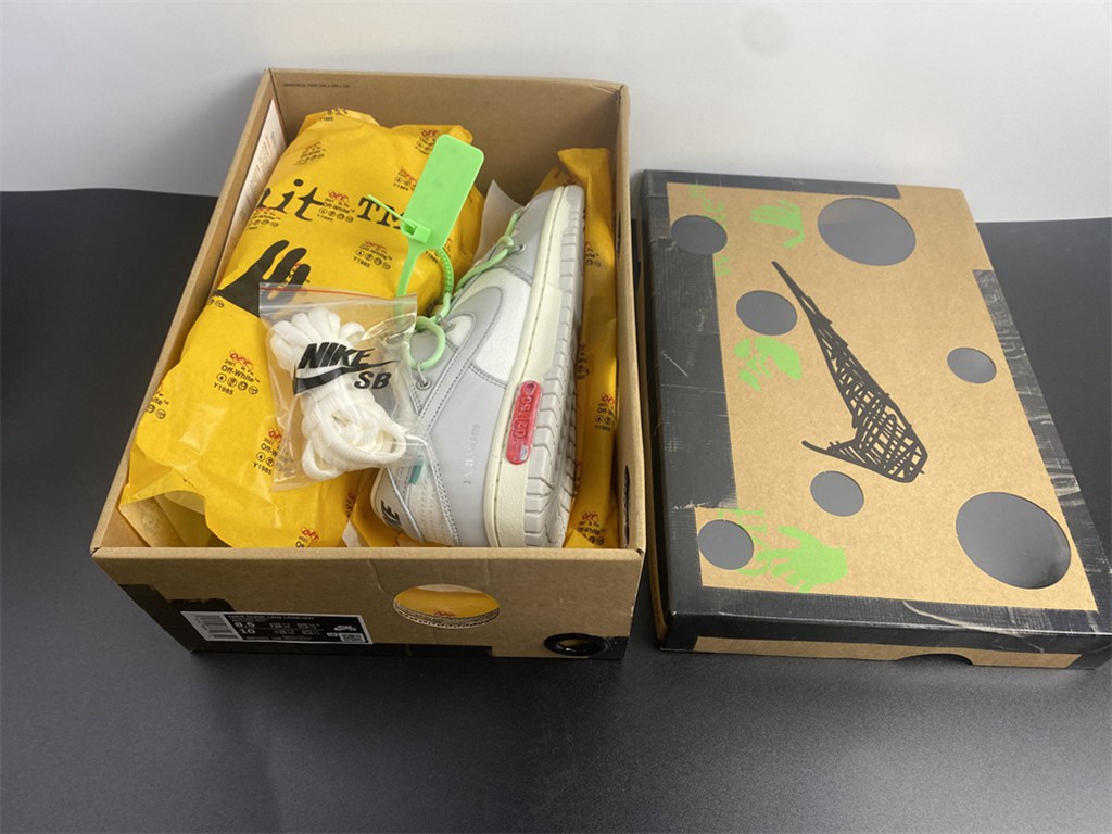 Off-White x Nike Dunk Low DM1602- 108